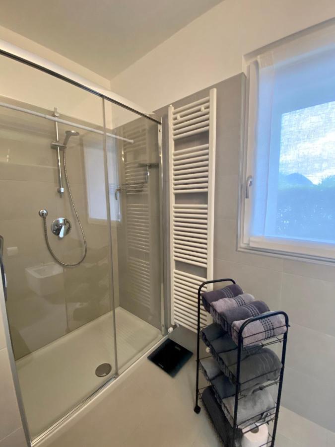 Appartamento Miranda Con Giardino Privato E Pool Luaran gambar