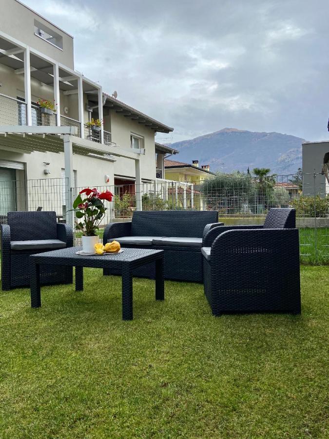 Appartamento Miranda Con Giardino Privato E Pool Luaran gambar